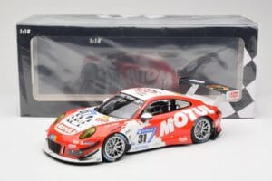 Porsche 911 991.2 GT3 R #31 Frikadelli Racing K. Bachler / M. Christensen 24 Hours of Nurburgring 2017 Minichamps 1:18 155176 - image 6 of 6