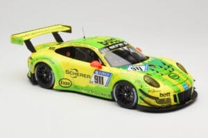Porsche 911 991.2 GT3 R #911 Manthey Racing R. Dumas / F. Makowiecki 24 Hours of Nurburgring 2017 Minichamps 1:18 155176911 D - image 4 of 6