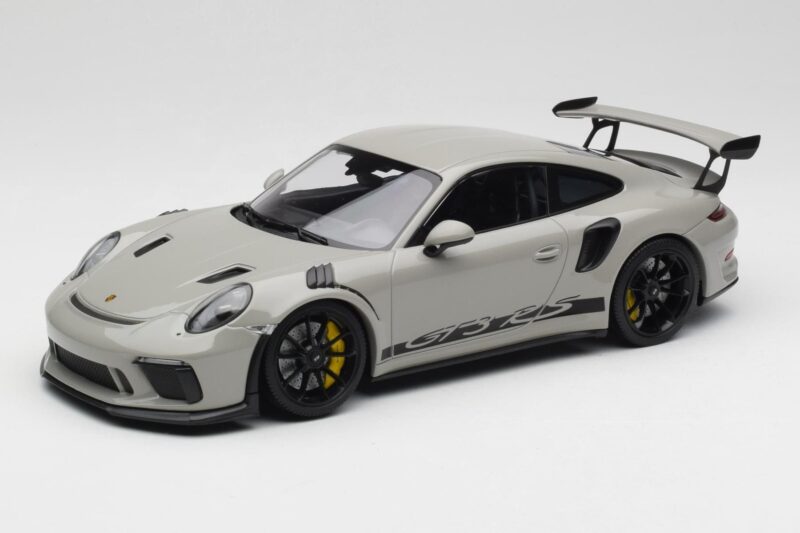 Porsche 911 991.2 GT3 RS Chalk Wording Black Wheels Minichamps 1:18 153068230 Diecast
