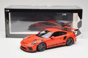 Porsche 911 991.2 GT3 RS Lava Orange & Silver Wheels Minichamps 1:18 155068225 Diecast - image 6 of 6