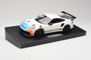 Porsche 911 991.2 GT3 RS Manthey Racing White & Blue & Orange Minichamps 1:18 MR-911-GT3RS-1805 Diecast - image 2 of 6