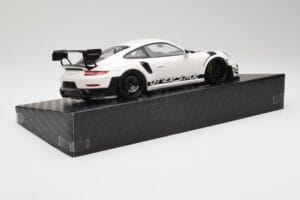 Porsche 911 991.2 GT3 RS Manthey Racing White Minichamps 1:18 MR-911-GT3RS-1801 Diecast - image 3 of 6