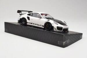 Porsche 911 991.2 GT3 RS Manthey Racing White Minichamps 1:18 MR-911-GT3RS-1801 Diecast - image 4 of 6