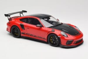 Porsche 911 991.2 GT3 RS Weissach Package Guards Red Black Wheels Minichamps 1:18 153068223 Diecast - image 4 of 6