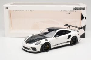 Porsche 911 991.2 GT3 RS Weissach Package White Wording Black Magnesium Wheels Minichamps 1:18 153068225 Diecast - image 6 of 6
