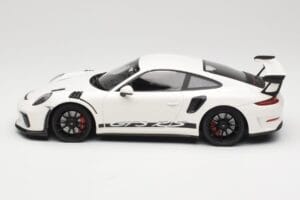 Porsche 911 991.2 GT3 RS White With Black Wheels Minichamps 1:18 155068224 Diecast - image 3 of 6
