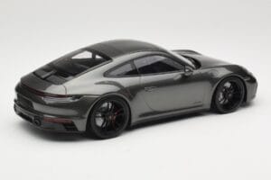 Porsche 911 992 Carrera 4 GTS Green Metallic Minichamps 1:18 155063101 Diecast - image 2 of 6