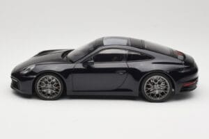 Porsche 911 992 Carrera 4S Blue Metallic Minichamps 1:18 155067321 Diecast - image 5 of 6
