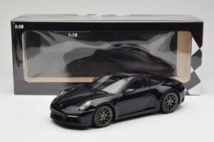 Porsche 911 992 Carrera 4S Blue Metallic Minichamps 1:18 155067321 Diecast - image 6 of 6