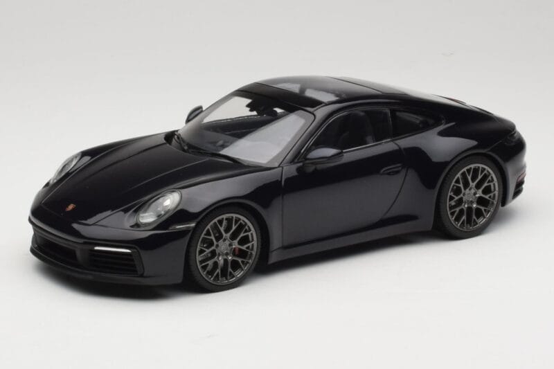 Porsche 911 992 Carrera 4S Blue Metallic Minichamps 1:18 155067321 Diecast