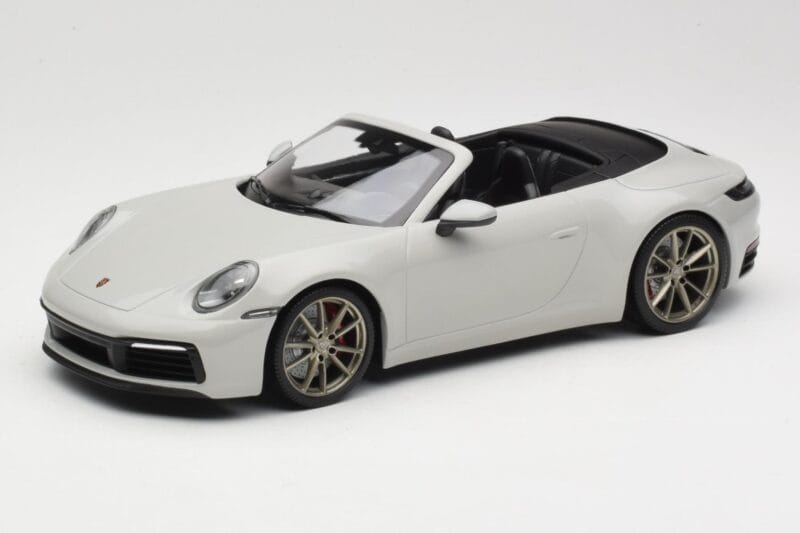 Porsche 911 992 Carrera 4S Cabriolet Grey Minichamps 1:18 155067335 Diecast