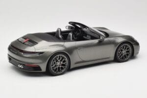 Porsche 911 992 Carrera 4S Cabriolet Mamba Green Metallic Minichamps 1:18 155067337 Diecast - image 2 of 6