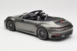 Porsche 911 992 Carrera 4S Cabriolet Mamba Green Metallic Minichamps 1:18 155067337 Diecast - image 5 of 6