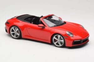 Porsche 911 992 Carrera 4S Cabriolet Red Minichamps 1:18 155067331 Diecast - image 4 of 6