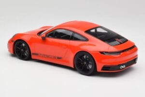 Porsche 911 992 Carrera 4S Lava Orange Minichamps 1:18 155067327 Diecast - image 5 of 6