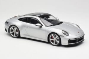 Porsche 911 992 Carrera 4S Silver Minichamps 1:18 155067322 Diecast - image 4 of 6
