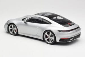 Porsche 911 992 Carrera 4S Silver Minichamps 1:18 155067322 Diecast - image 5 of 6