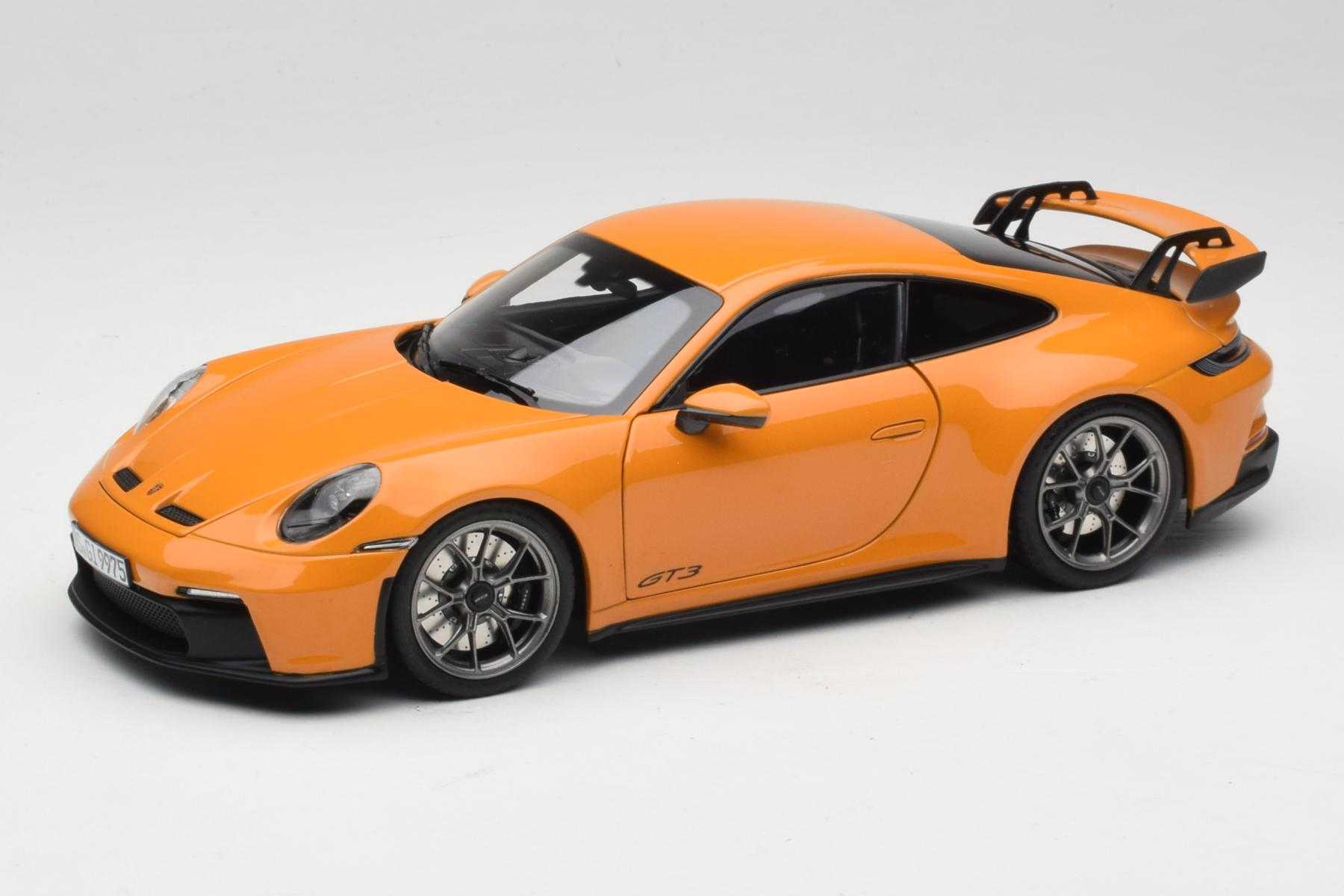 Norev Porsche 911 992 GT3 1:18 Bahama Yellow Diecast