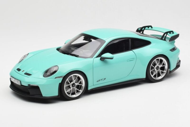 Porsche 911 992 GT3 Mint Green Norev 1:18 187316 Diecast