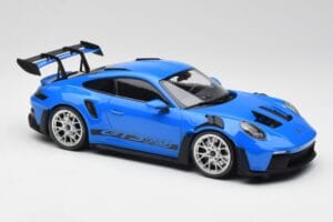 Porsche 911 992 GT3 RS Blue & Silver Wheels & Black Decor Minichamps 1:18 153062234 Diecast - image 4 of 6