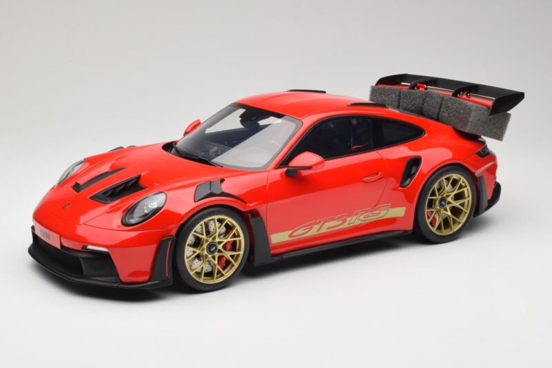 Porsche 911 992 GT3 RS Guards Red GT Spirit 1:12 Porsche 911 992 GT3 RS Guards Red GT Spirit 1:12 GT939 Resin