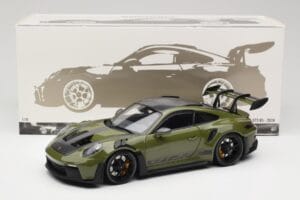 Porsche 911 992 GT3 RS Nato Olive & Black Wheels Minichamps 1:18 110062027 Diecast - image 8 of 8