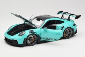 Porsche 911 992 GT3 RS Python Green & Dark Silver Wheels Minichamps 1:18 110062026 Diecast - image 2 of 8