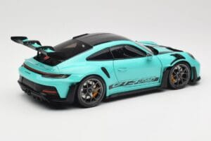 Porsche 911 992 GT3 RS Python Green & Dark Silver Wheels Minichamps 1:18 110062026 Diecast - image 3 of 8