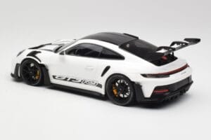 Porsche 911 992 GT3 RS White & Black Wheels Minichamps 1:18 155062230 Diecast - image 5 of 6