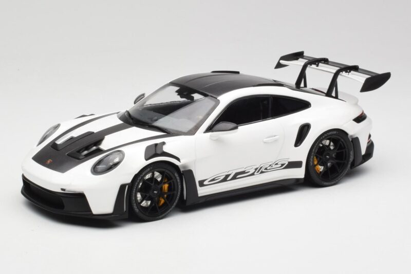 Porsche 911 992 GT3 RS White & Black Wheels Minichamps 1:18 155062230 Diecast