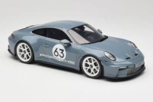 Porsche 911 992 ST Gentian Blue Metallic GT Spirit 1:18 GT491 Resin - image 4 of 6