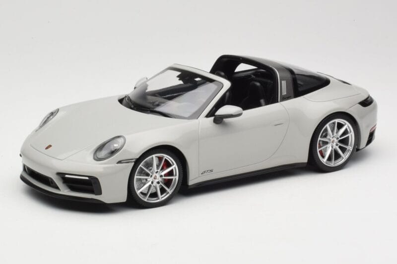 Porsche 911 992 Targa 4 GTS Grey Minichamps 1:18 155061064 Diecast