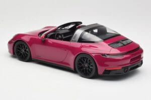 Porsche 911 992 Targa 4 GTS Rubystar Minichamps 1:18 155061066 Diecast - image 5 of 6