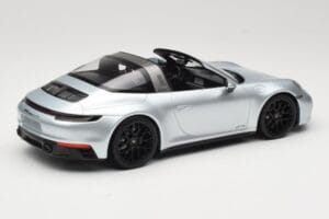 Porsche 911 992 Targa 4 GTS Silver Minichamps 1:18 155061061 Diecast - image 2 of 6