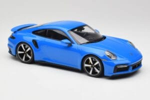 Porsche 911 992 Turbo S Gentian Blue Minichamps 1:18 155069074 Diecast - image 4 of 6