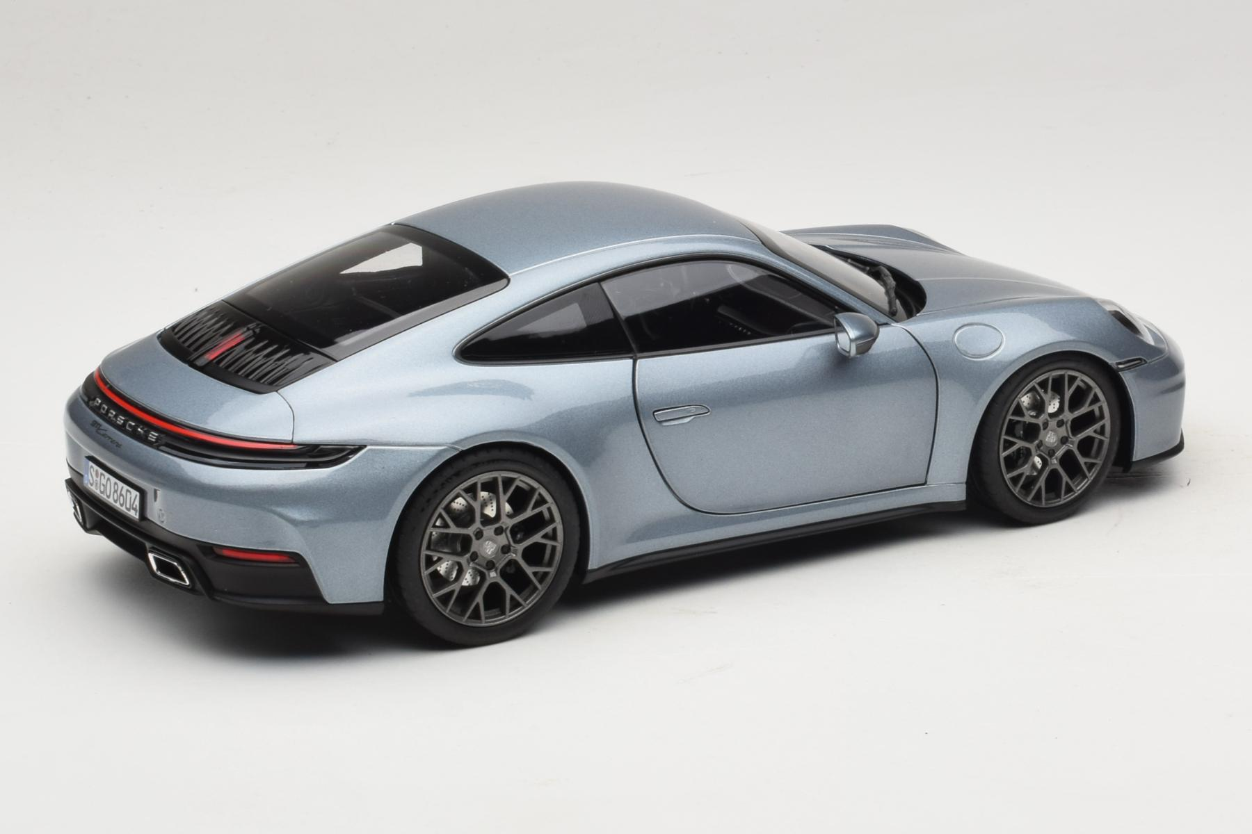 Norev Porsche 911 992.2 Carrera 1:18 Diecast