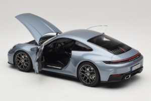 Porsche 911 992.2 Carrera Polar Silver Metallic Norev 1:18 187170 Diecast - image 5 of 8