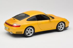 Porsche 911 996 Carrera 4S Yellow Maisto 1:18 WAP02101610 Diecast - image 3 of 8