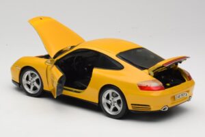 Porsche 911 996 Carrera 4S Yellow Maisto 1:18 WAP02101610 Diecast - image 5 of 8