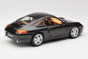 Porsche 911 996 Carrera Black Bburago 1:18 3385-M2 Diecast - image 3 of 8