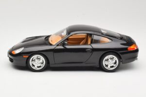 Porsche 911 996 Carrera Black Bburago 1:18 3385-M2 Diecast - image 4 of 8