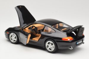 Porsche 911 996 Carrera Black Bburago 1:18 3385-M2 Diecast - image 5 of 8