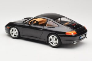 Porsche 911 996 Carrera Black Bburago 1:18 3385-M2 Diecast - image 7 of 8