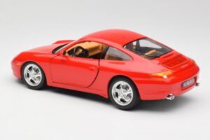 Porsche 911 996 Carrera Red Bburago 1:18 3385 Diecast - image 7 of 8