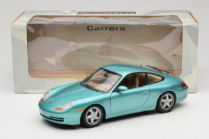 Porsche 911 996 Green Metallic UT Models 1:18 27901 Diecast - image 8 of 8
