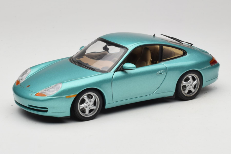 Porsche 911 996 Green Metallic UT Models 1:18 Porsche 911 996 Green Metallic UT Models 1:18 27901 Diecast