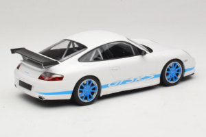 Porsche 911 996 GT3 RS White Blue Stripes Minichamps 1:18 155062021 Diecast - image 2 of 6