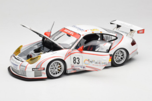 Porsche 911 996 GT3 RSR #83 P. Ehret / C. Ried / C. Menzel 24 Hours of Le Mans 2006 Minichamps 1:18 PORSCHE004 Diecast - image 2 of 8