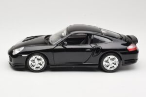 Porsche 911 996 Turbo Black Bburago 1:18 18-12030 Diecast - image 4 of 8