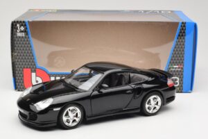 Porsche 911 996 Turbo Black Bburago 1:18 18-12030 Diecast - image 8 of 8